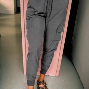 B339 Medium Grey Elastic High Waist Pocketed Cargo Jogger Pants